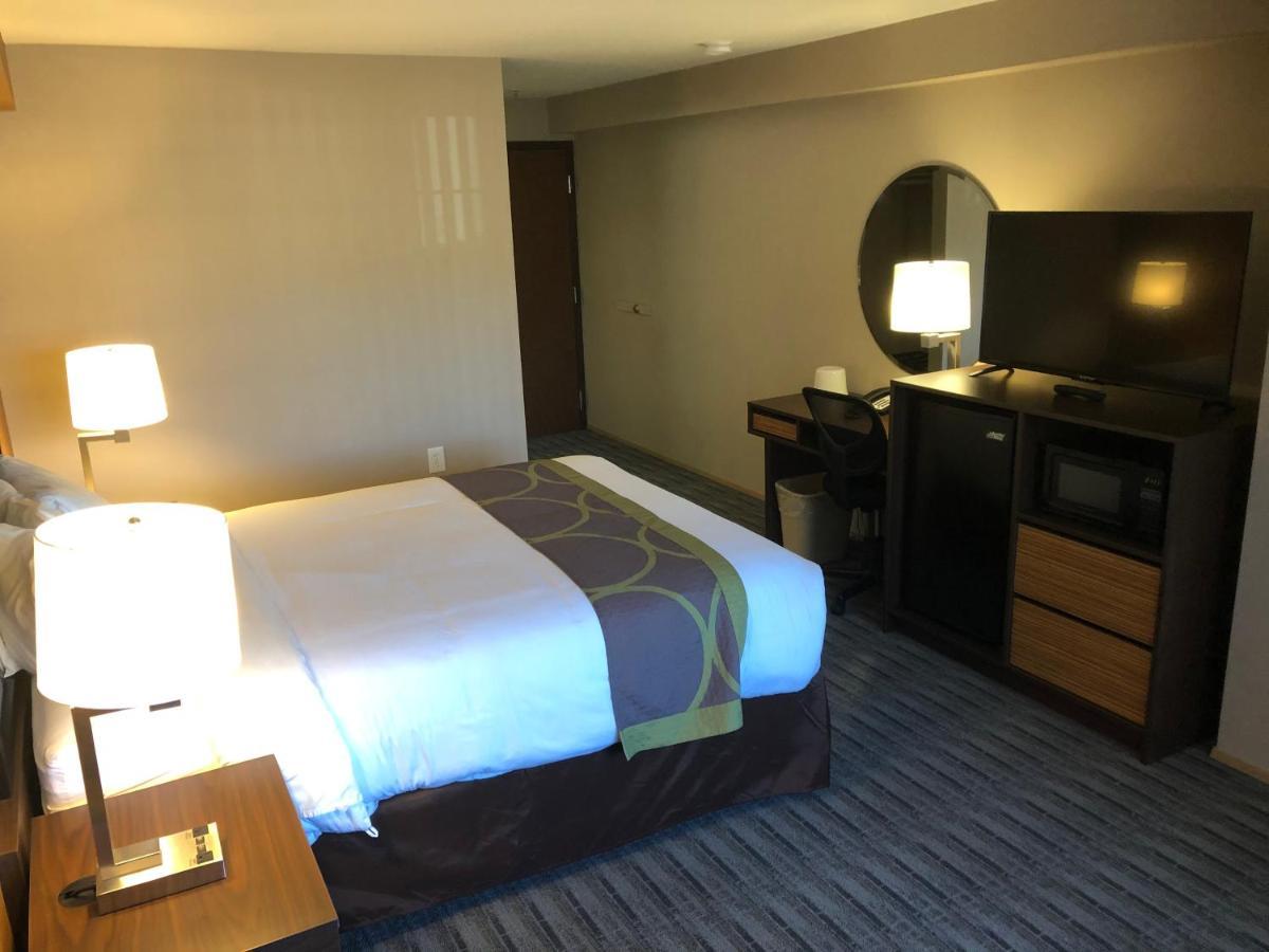 Super 8 By Wyndham Lynnwood Motel Luaran gambar