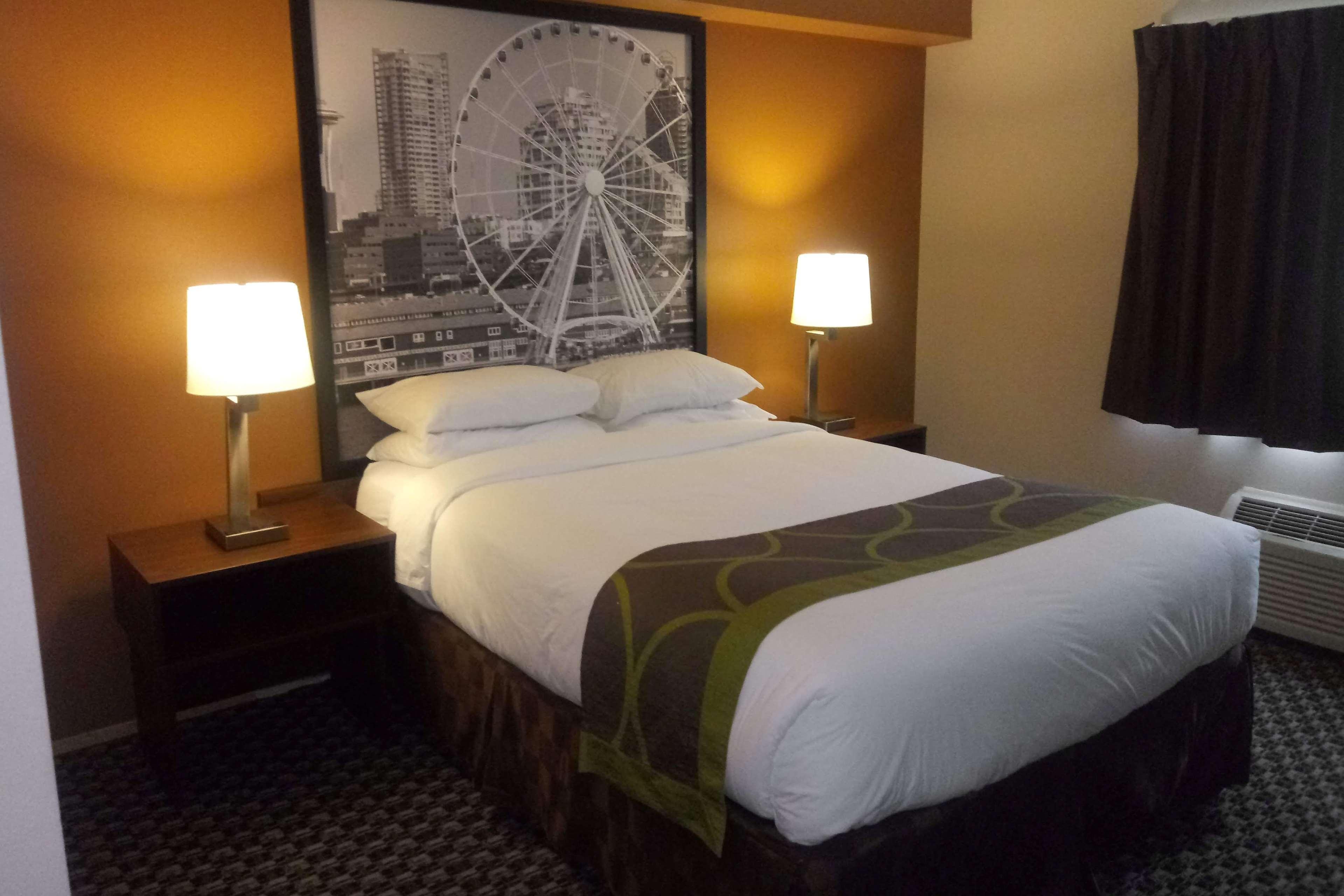 Super 8 By Wyndham Lynnwood Motel Luaran gambar