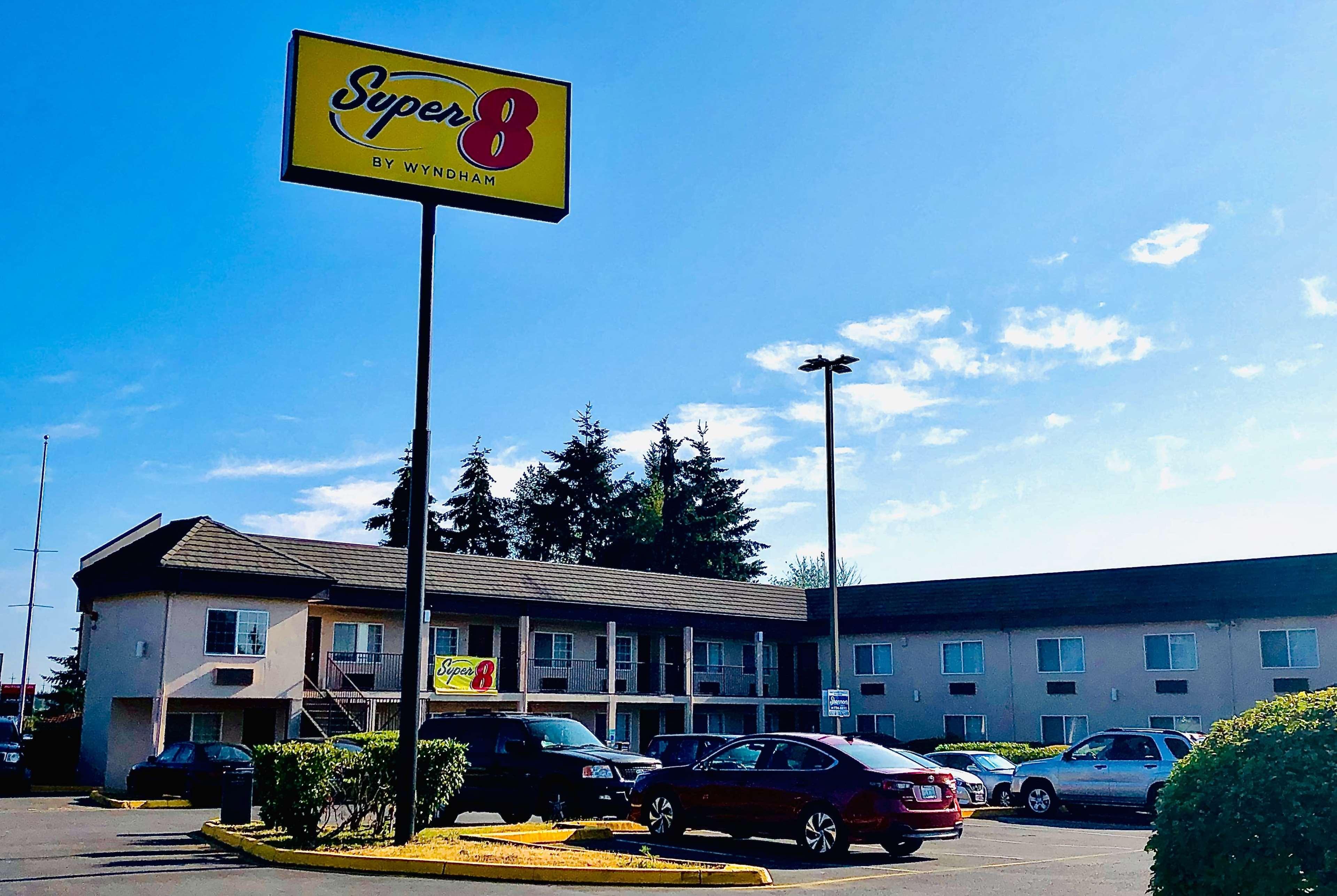 Super 8 By Wyndham Lynnwood Motel Luaran gambar