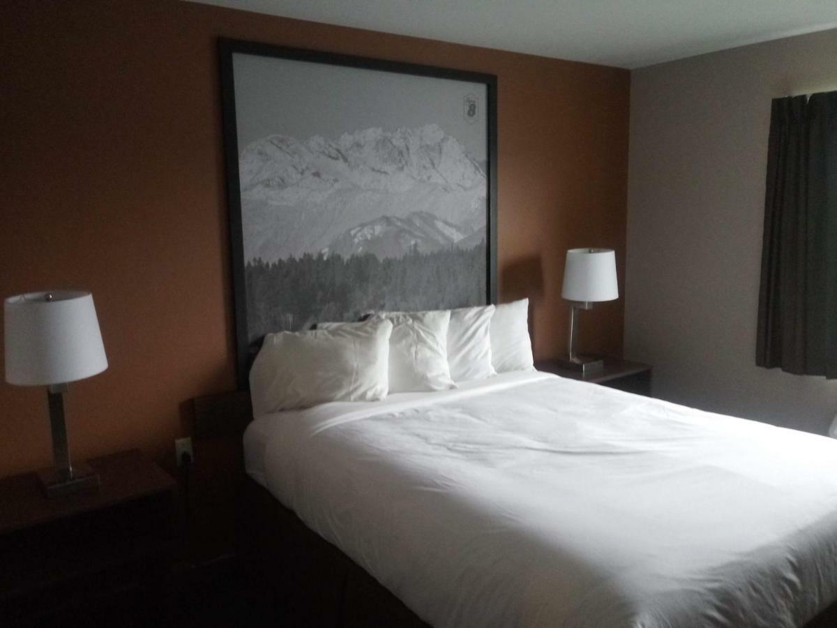Super 8 By Wyndham Lynnwood Motel Luaran gambar